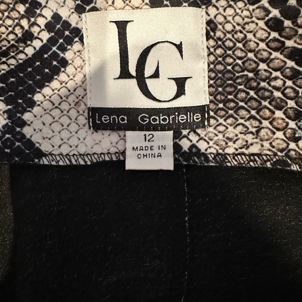 Lena Gabrielle- Faux Snakeskin Jacket Size 12 - Picture 2 of 4